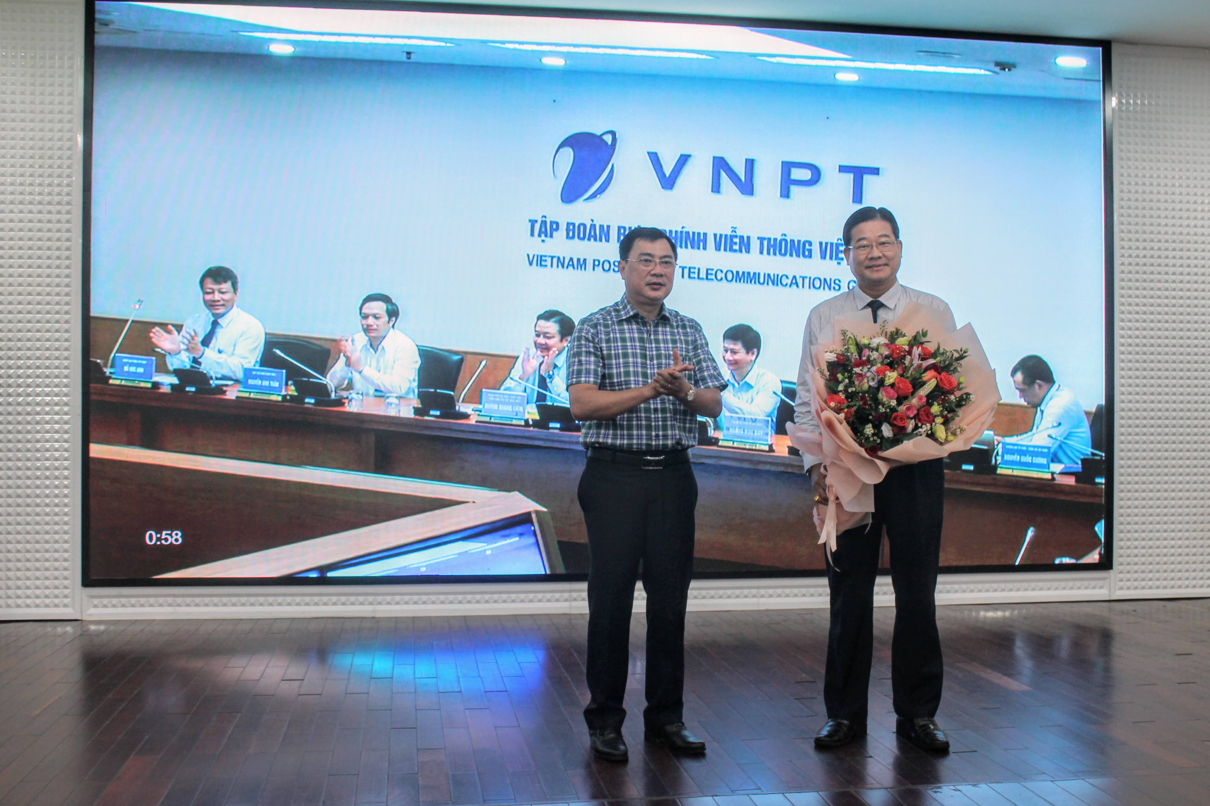 CÔNG BỐ QUYẾT ĐỊNH GIAO NHIỆM VỤ TRƯỞNG ĐẠI DIỆN, QUYỀN GIÁM ĐỐC VIỄN THÔNG KIÊN GIANG